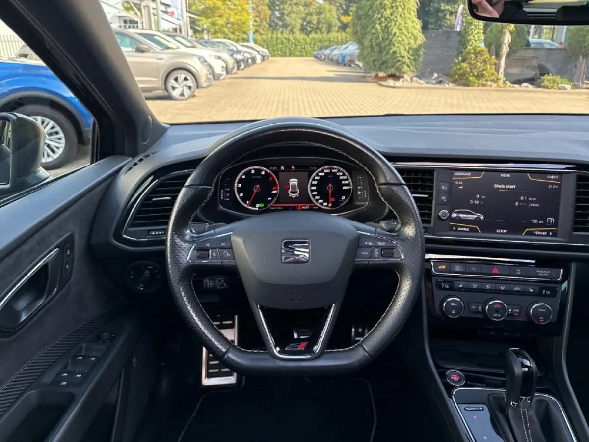 2.0 TSI CUPRA 300 4DRIVE PANO-DAK/LEDER/BREMBO/BEATS/CAMERA/ACC/STOELVERW