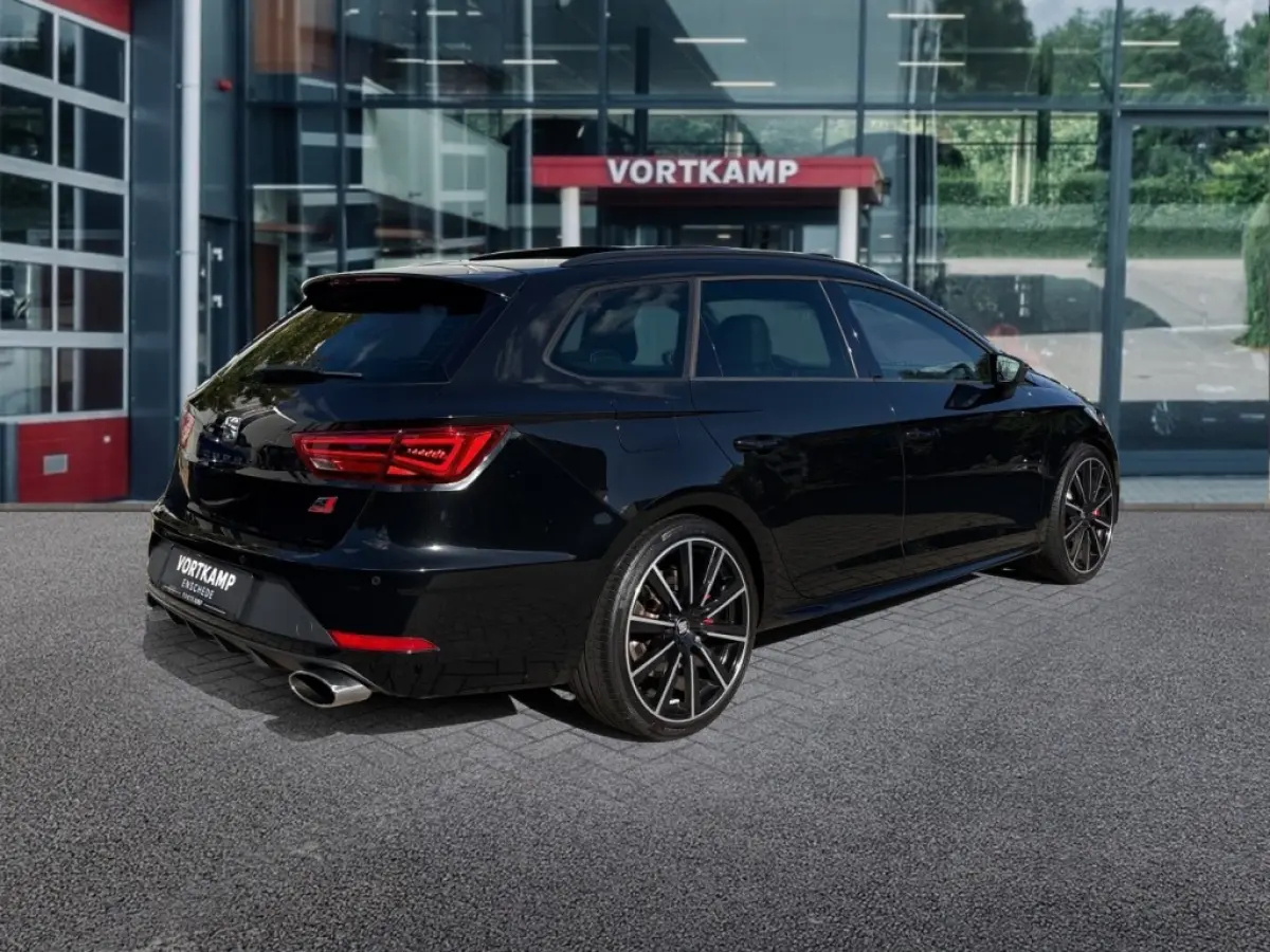 2.0 TSI CUPRA 300 4DRIVE PANO-DAK/LEDER/BREMBO/BEATS/CAMERA/ACC/STOELVERW