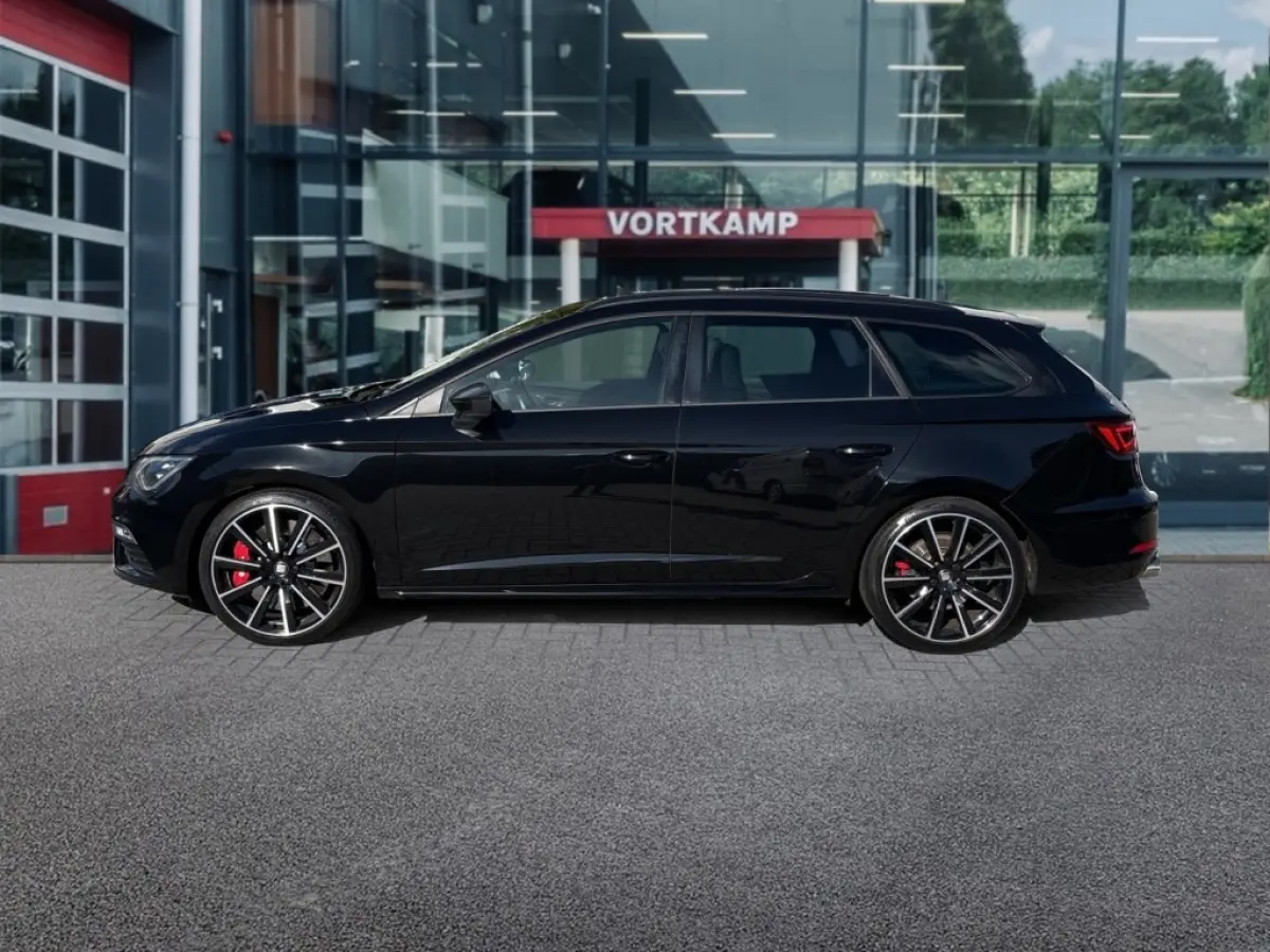 2.0 TSI CUPRA 300 4DRIVE PANO-DAK/LEDER/BREMBO/BEATS/CAMERA/ACC/STOELVERW