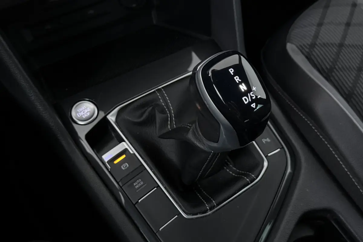 1.5 TSI R-Line Business+ (STOELVERWARMING, CRUISE ADAPTIEF, DIGITALE COCKPIT)