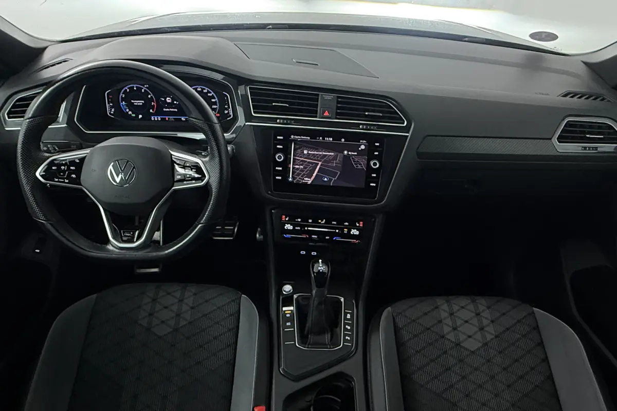 1.5 TSI R-Line Business+ (STOELVERWARMING, CRUISE ADAPTIEF, DIGITALE COCKPIT)