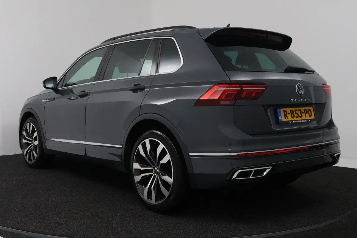 1.5 TSI R-Line Business+ (STOELVERWARMING, CRUISE ADAPTIEF, DIGITALE COCKPIT)
