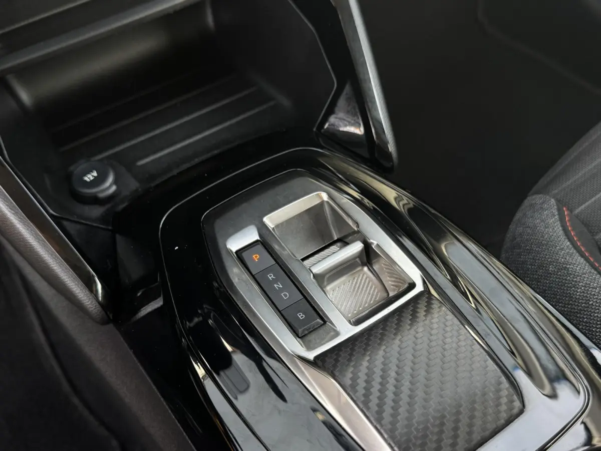 EV Active 50 kWh | Parkeerhulp | Cruise Control | Apple Carplay/Android Auto