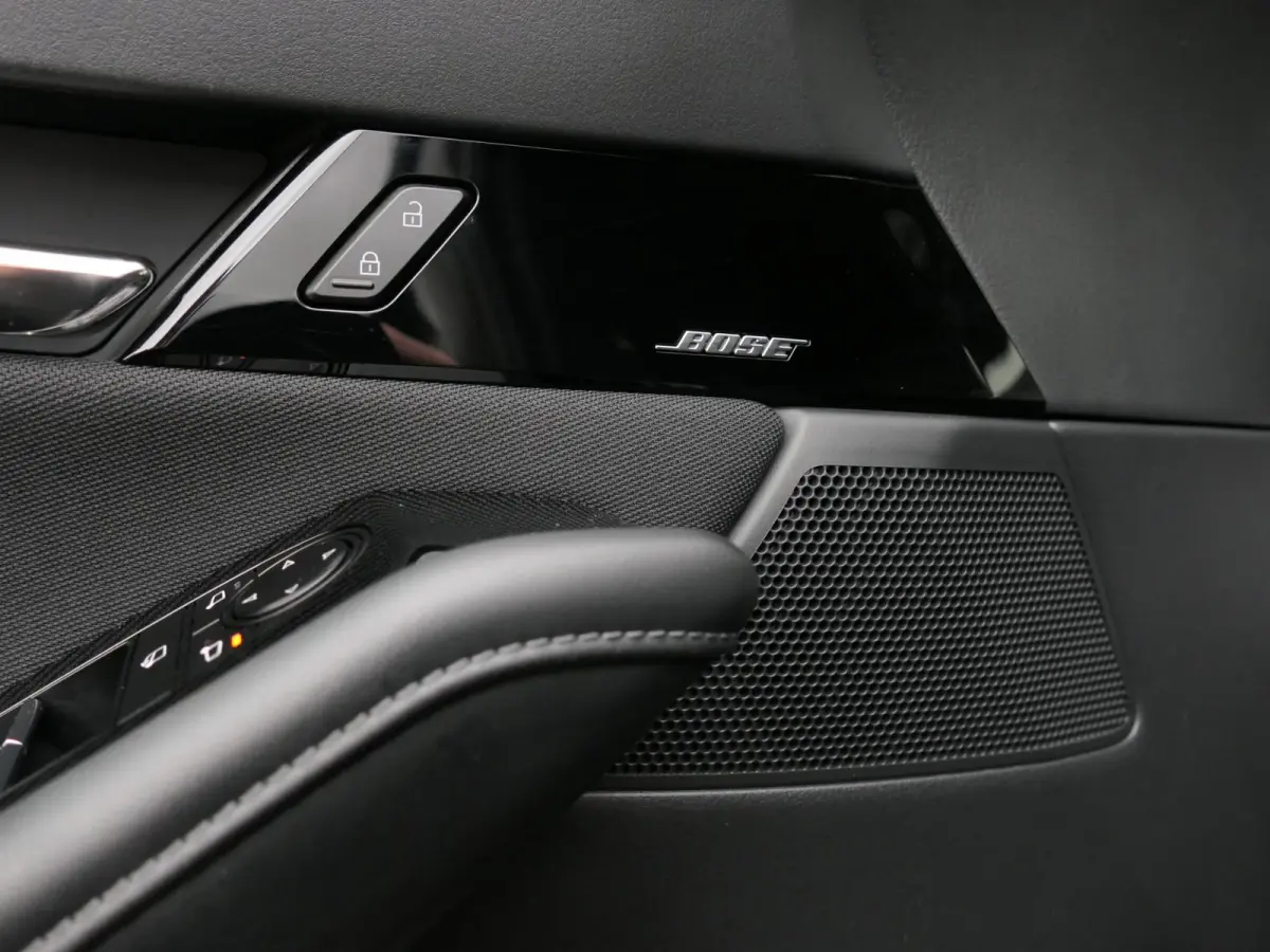 2.0 e-SkyActiv-X M Hybrid Sportive | Trekhaak | BOSE | ACC | Head-up | Elektrische achterklep | Apple-/Android Carplay | Dodehoek detectie | Stuur-/Stoelverwarming | Achteruitrijcamera