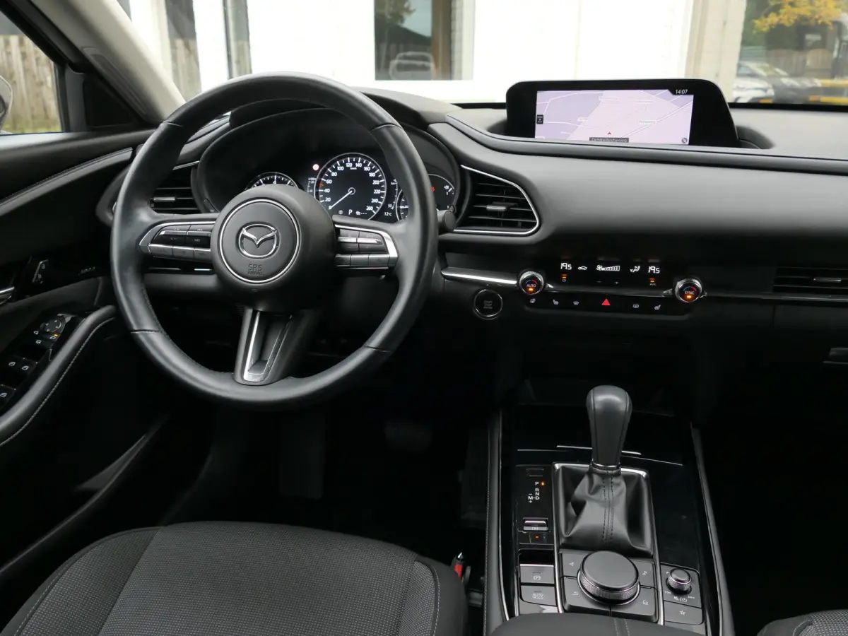 2.0 e-SkyActiv-X M Hybrid Sportive | Trekhaak | BOSE | ACC | Head-up | Elektrische achterklep | Apple-/Android Carplay | Dodehoek detectie | Stuur-/Stoelverwarming | Achteruitrijcamera