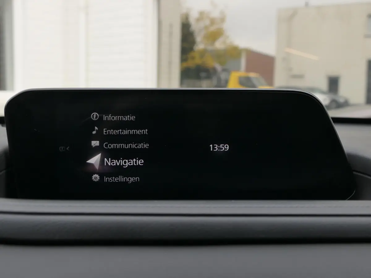 2.0 e-SkyActiv-X M Hybrid Sportive | Trekhaak | BOSE | ACC | Head-up | Elektrische achterklep | Apple-/Android Carplay | Dodehoek detectie | Stuur-/Stoelverwarming | Achteruitrijcamera