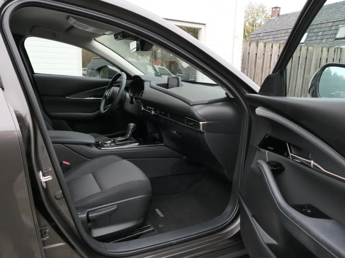 2.0 e-SkyActiv-X M Hybrid Sportive | Trekhaak | BOSE | ACC | Head-up | Elektrische achterklep | Apple-/Android Carplay | Dodehoek detectie | Stuur-/Stoelverwarming | Achteruitrijcamera