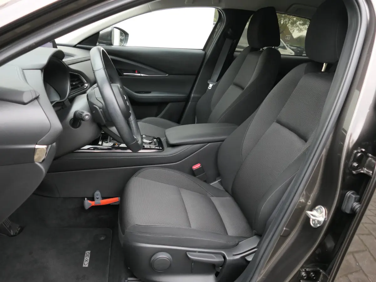 2.0 e-SkyActiv-X M Hybrid Sportive | Trekhaak | BOSE | ACC | Head-up | Elektrische achterklep | Apple-/Android Carplay | Dodehoek detectie | Stuur-/Stoelverwarming | Achteruitrijcamera