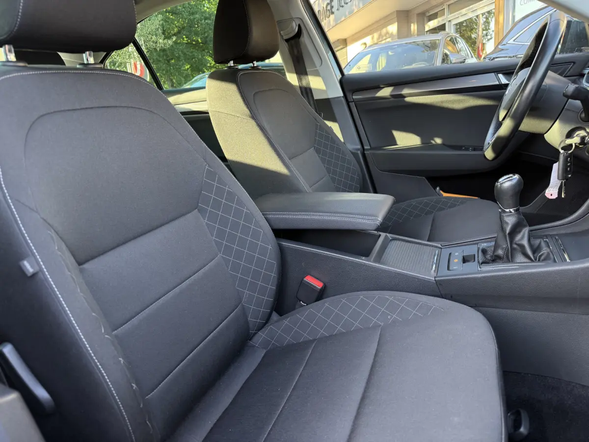 1.4 TSi 125pk Active, 5d Sedan | Clima | Navi | Orig. NL auto