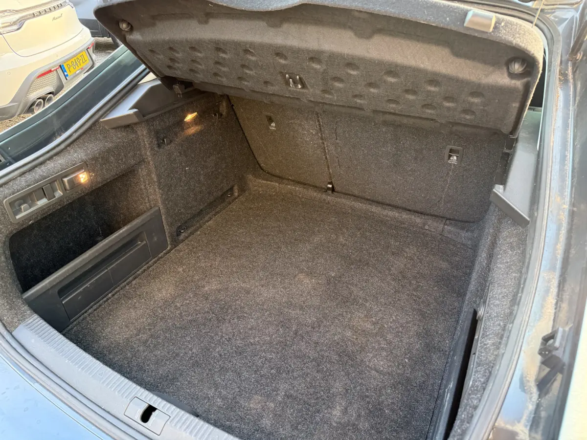 1.4 TSi 125pk Active, 5d Sedan | Clima | Navi | Orig. NL auto