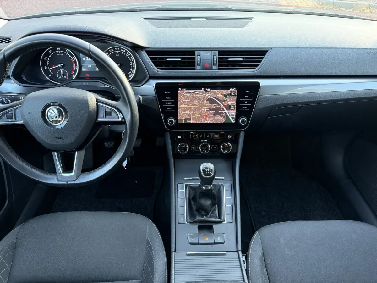 1.4 TSi 125pk Active, 5d Sedan | Clima | Navi | Orig. NL auto