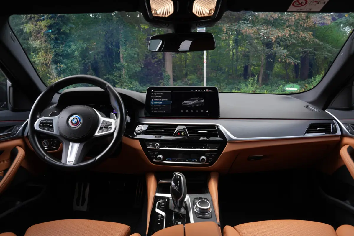 530e Business Edition Plus |360 Camera|Laser|Elek. Stoelen|HUD|Ambient|
