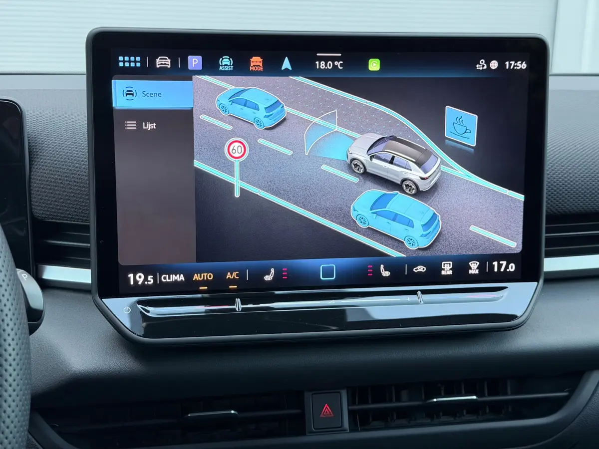 1.5 eTSI R-Line Matrix/Blindspot/Camera