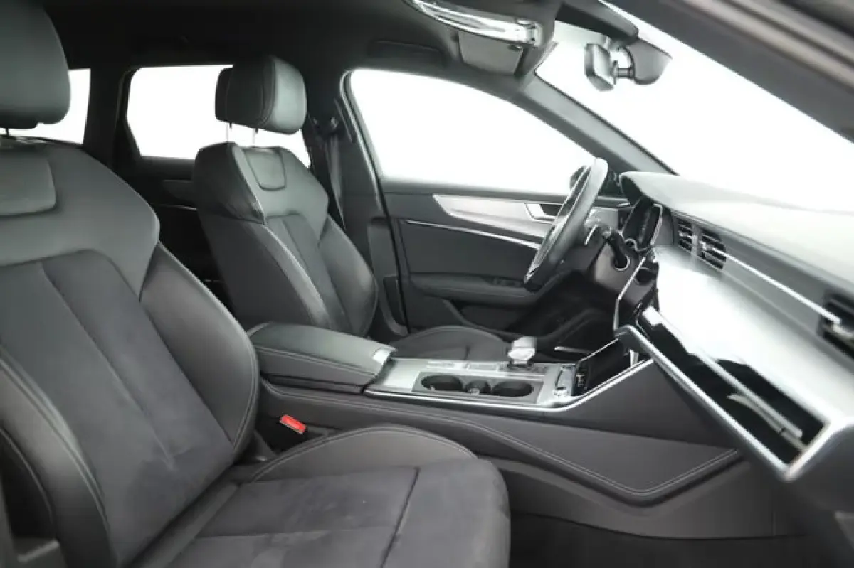 55 TFSI e Quattro S-LINE (270kW/367pk) ** MATRIX, TREKH, ACC, B&O, 20-inch LMV ** 1e EIG - UNFALLFREI ** ** INFORMEER OOK NAAR ONZE AANTREKKELIJKE FINANCIAL-LEASE TARIEVEN **
