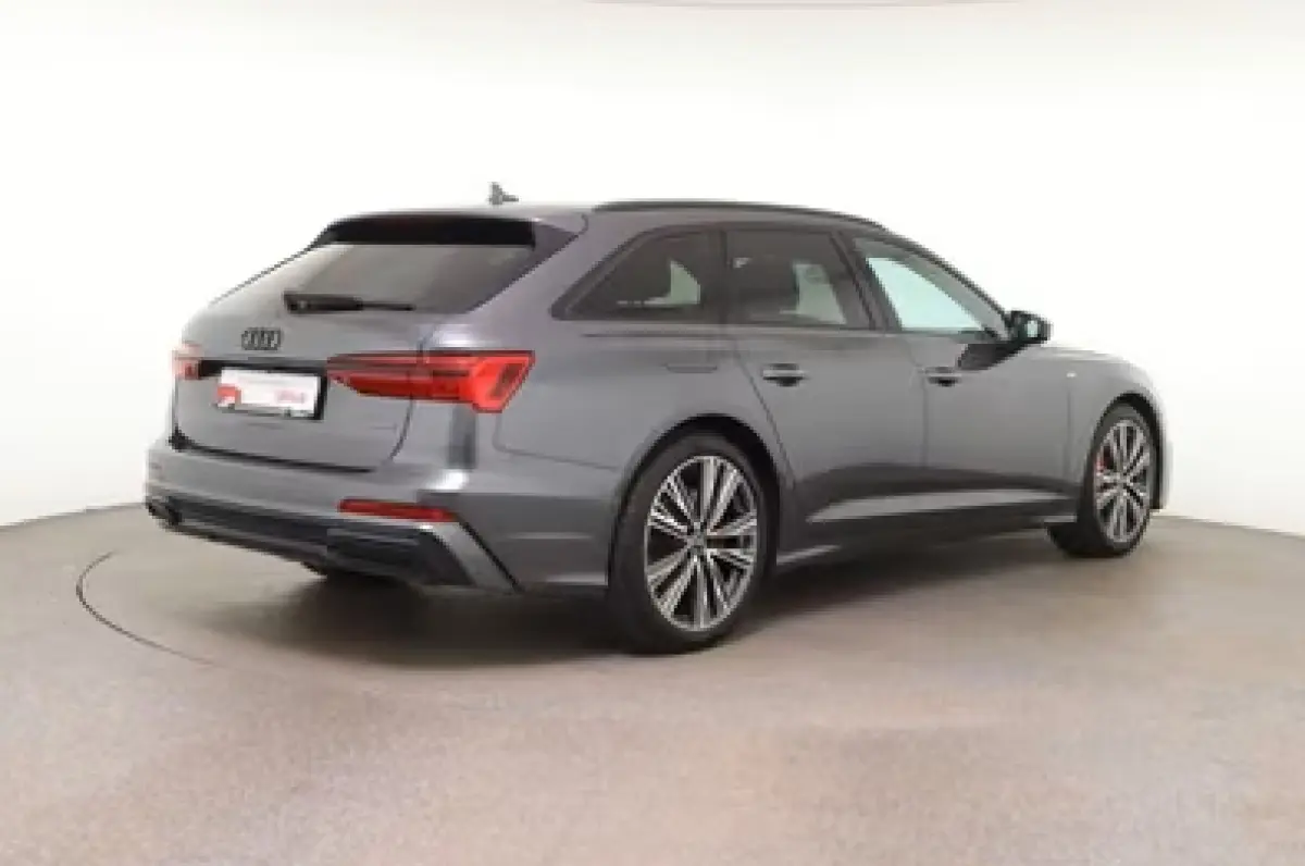 55 TFSI e Quattro S-LINE (270kW/367pk) ** MATRIX, TREKH, ACC, B&O, 20-inch LMV ** 1e EIG - UNFALLFREI ** ** INFORMEER OOK NAAR ONZE AANTREKKELIJKE FINANCIAL-LEASE TARIEVEN **