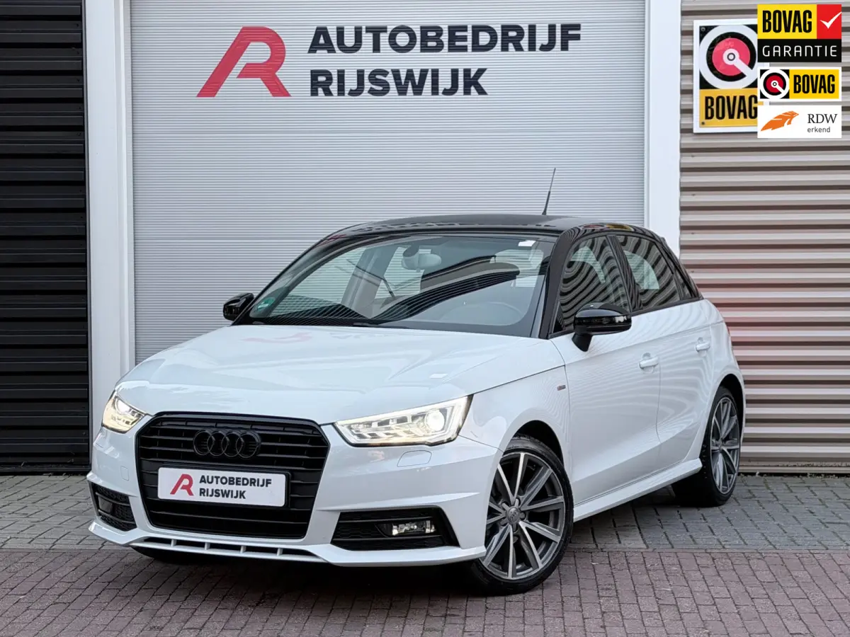 1.0 TFSI S-Line Xenon/Navi/Stoelverwarming