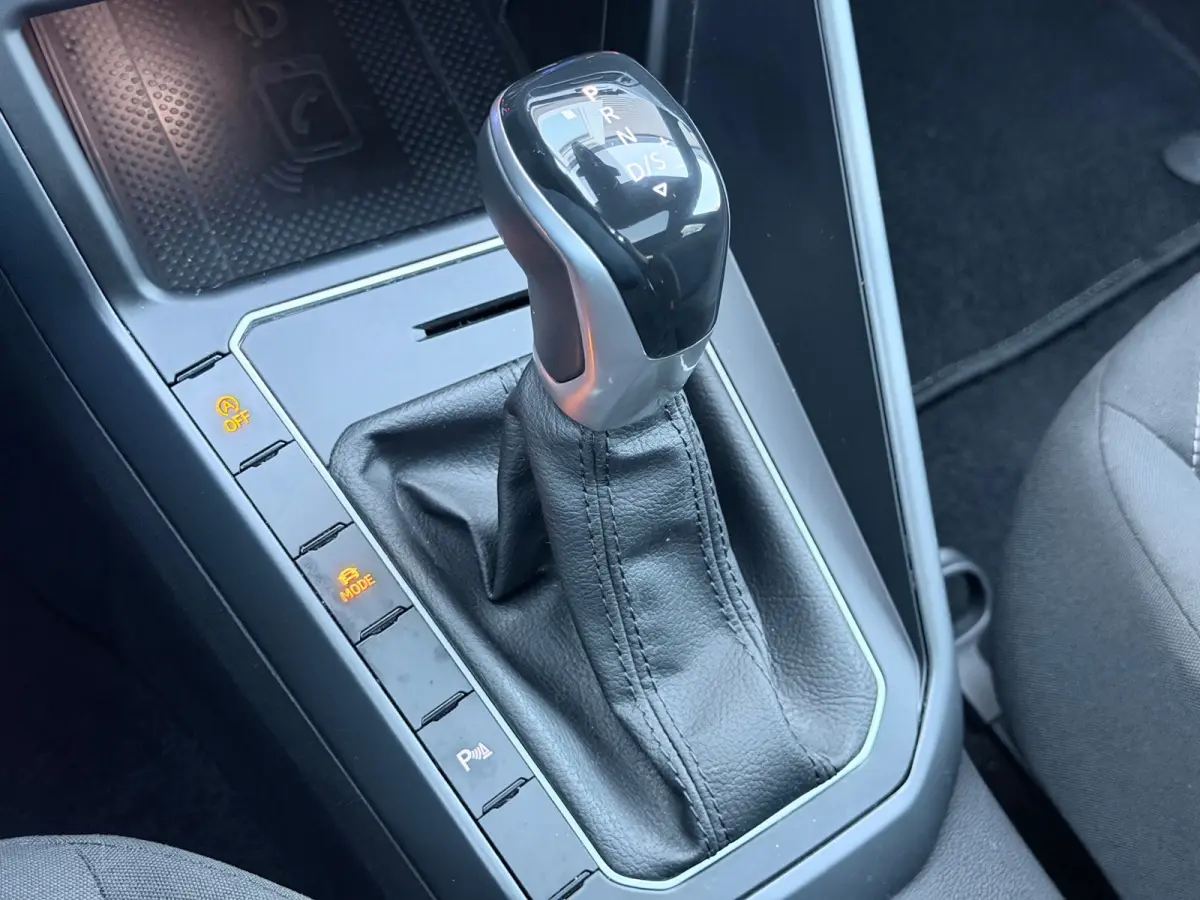 1.0 TSI R-Line Pano/Xenon/Camera