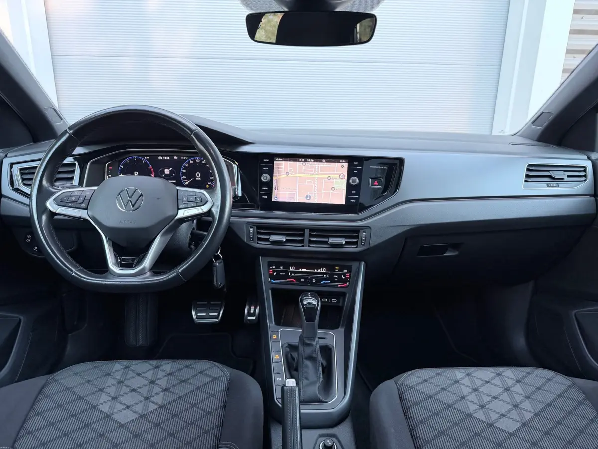 1.0 TSI R-Line Pano/Xenon/Camera
