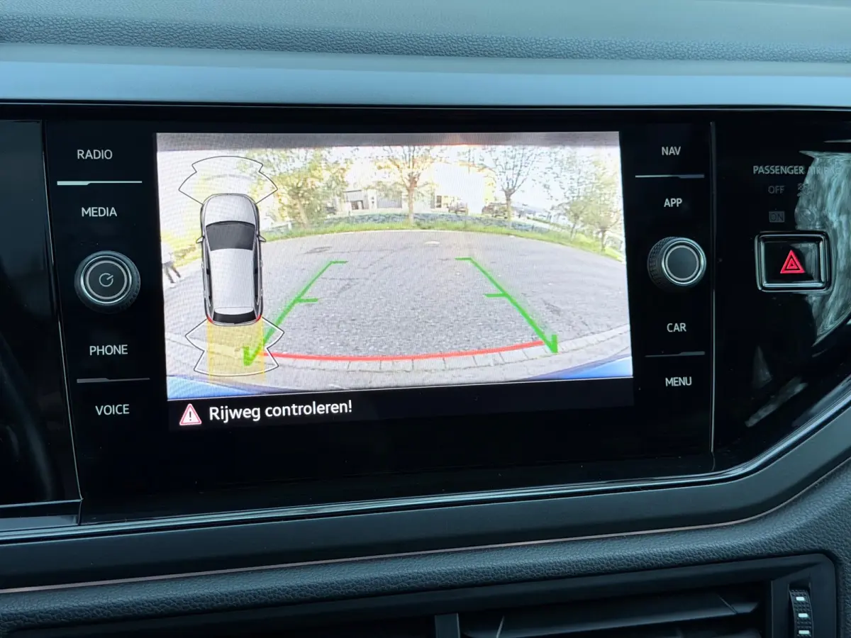 1.0 TSI R-Line Pano/Xenon/Camera