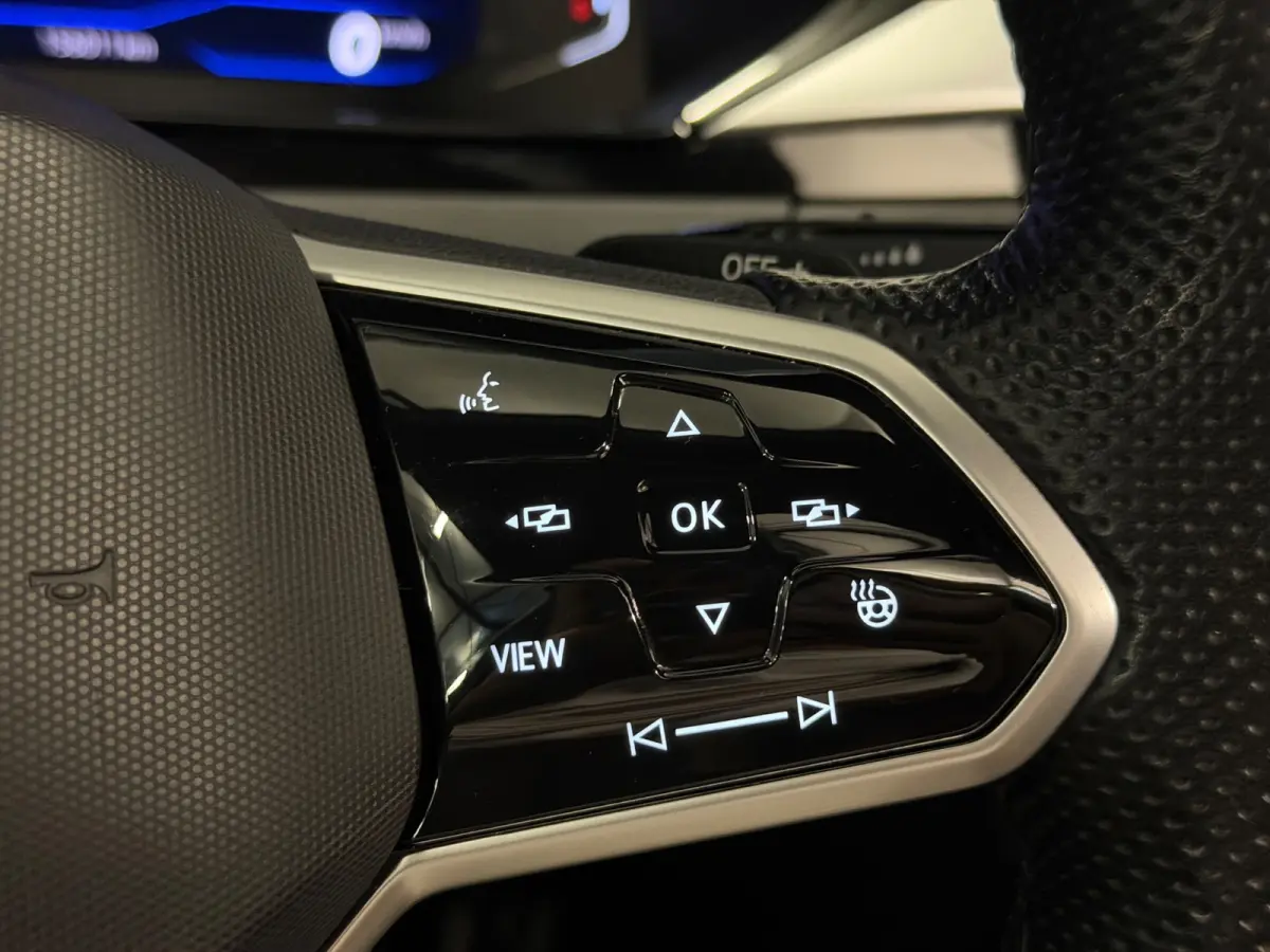 1.4 TSI eHybrid R-Line Business+|PANO|FULL OPTIONS!
