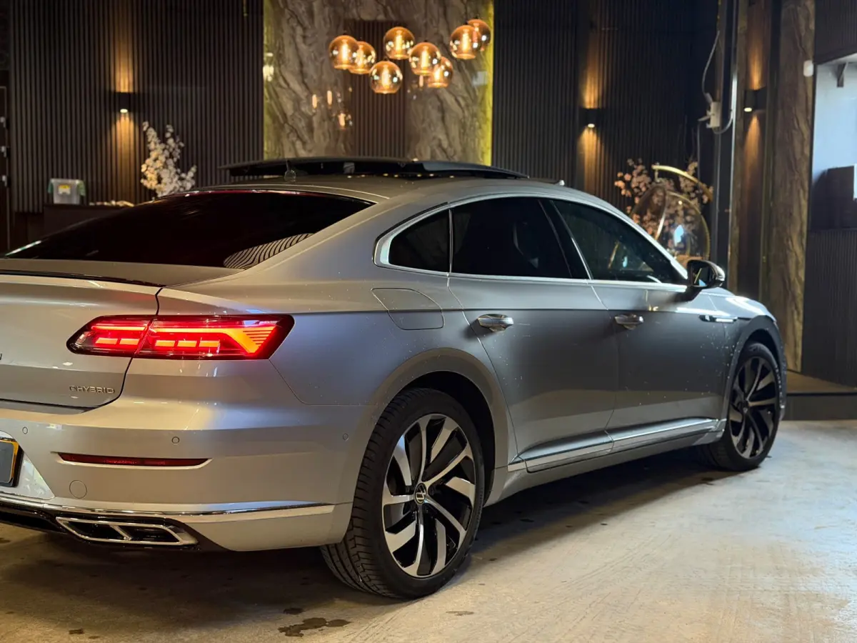 1.4 TSI eHybrid R-Line Business+|PANO|FULL OPTIONS!
