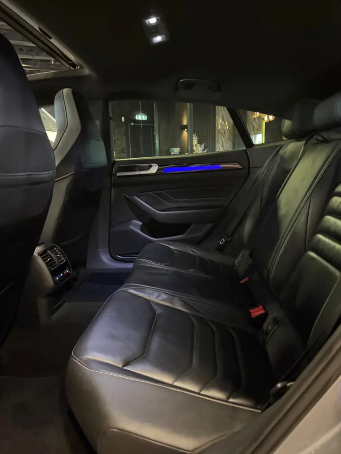 1.4 TSI eHybrid R-Line Business+|PANO|FULL OPTIONS!