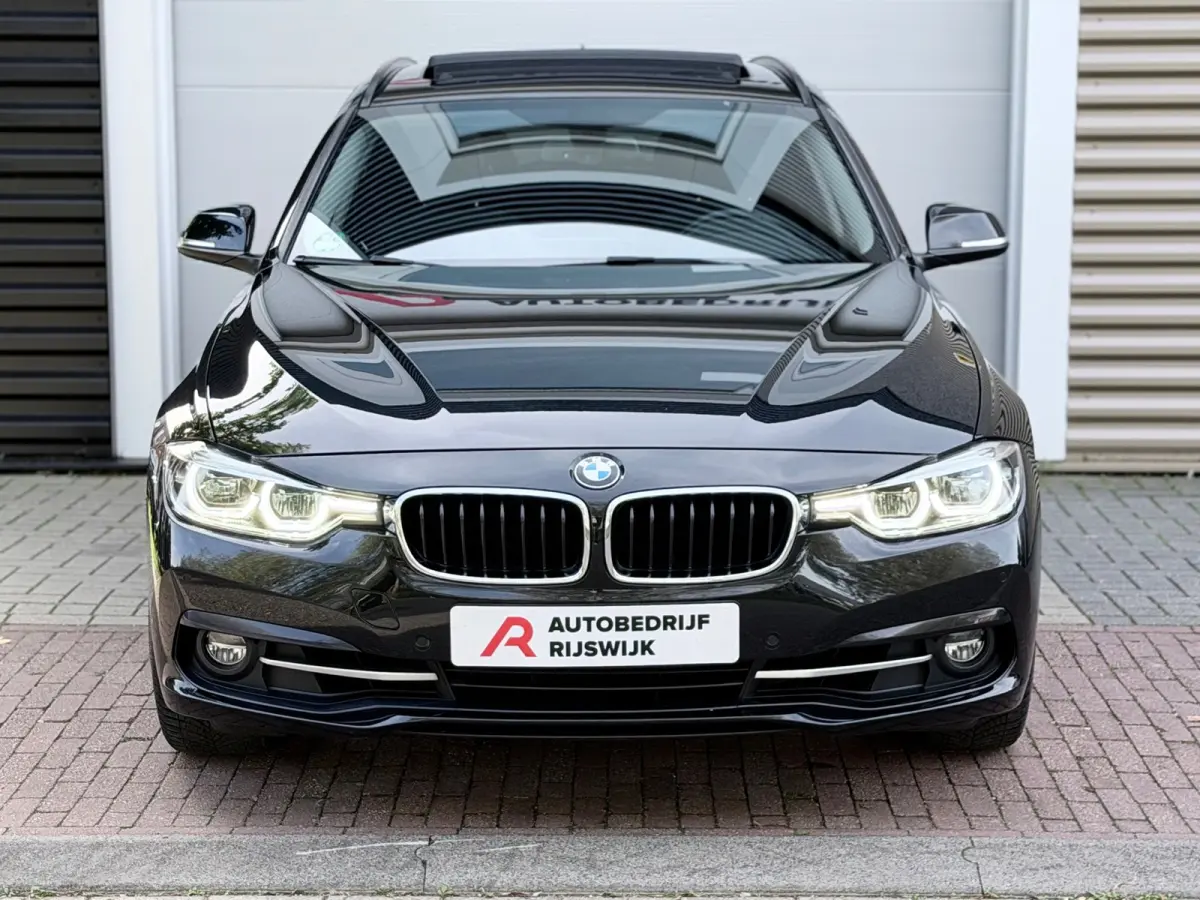 320i Edition M Sport Shadow High Executive Pano