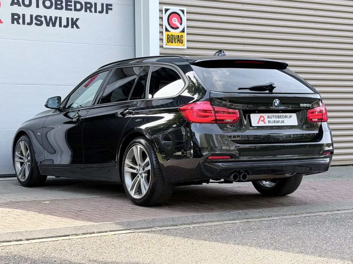 320i Edition M Sport Shadow High Executive Pano