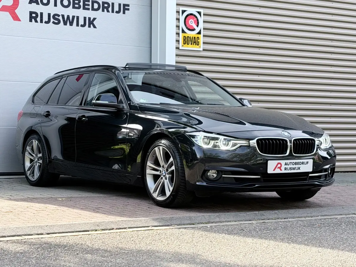 320i Edition M Sport Shadow High Executive Pano