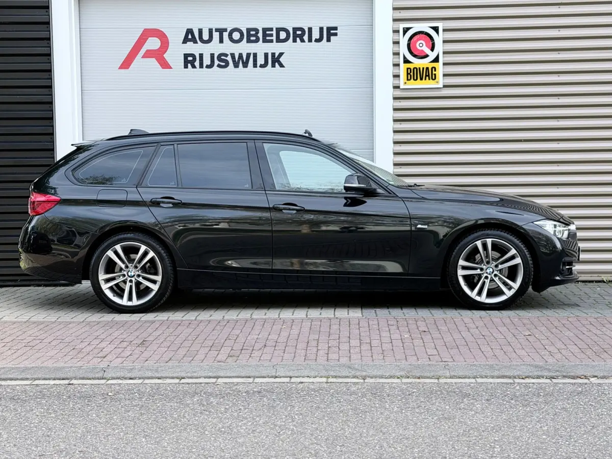320i Edition M Sport Shadow High Executive Pano