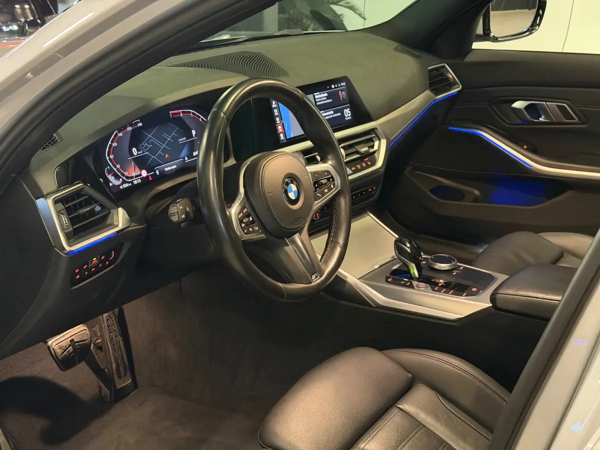 320i High Executive|M Pakket|PANO|BOMVOL!