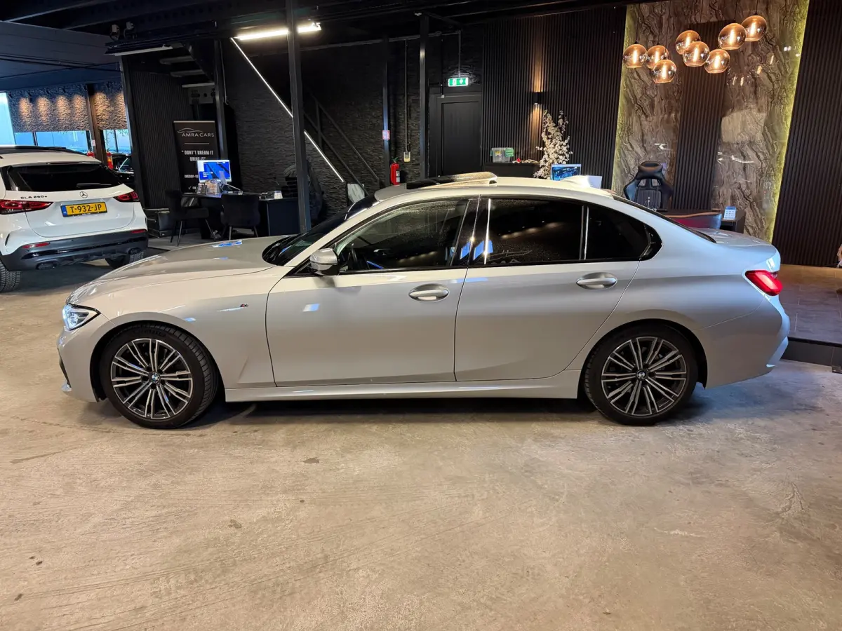 320i High Executive|M Pakket|PANO|BOMVOL!
