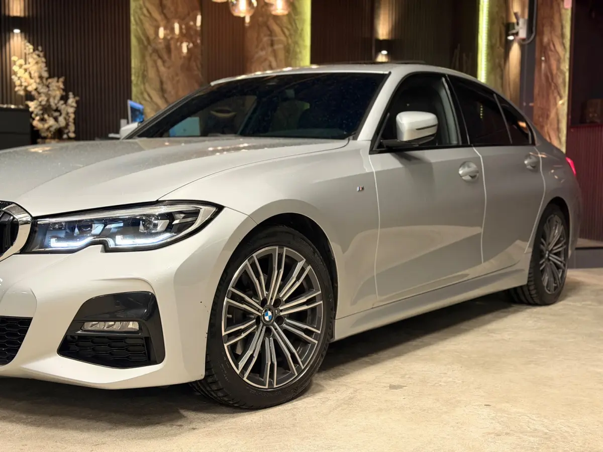 320i High Executive|M Pakket|PANO|BOMVOL!