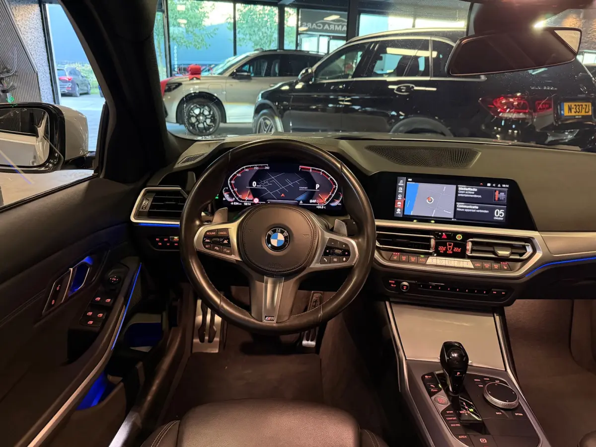 320i High Executive|M Pakket|PANO|BOMVOL!