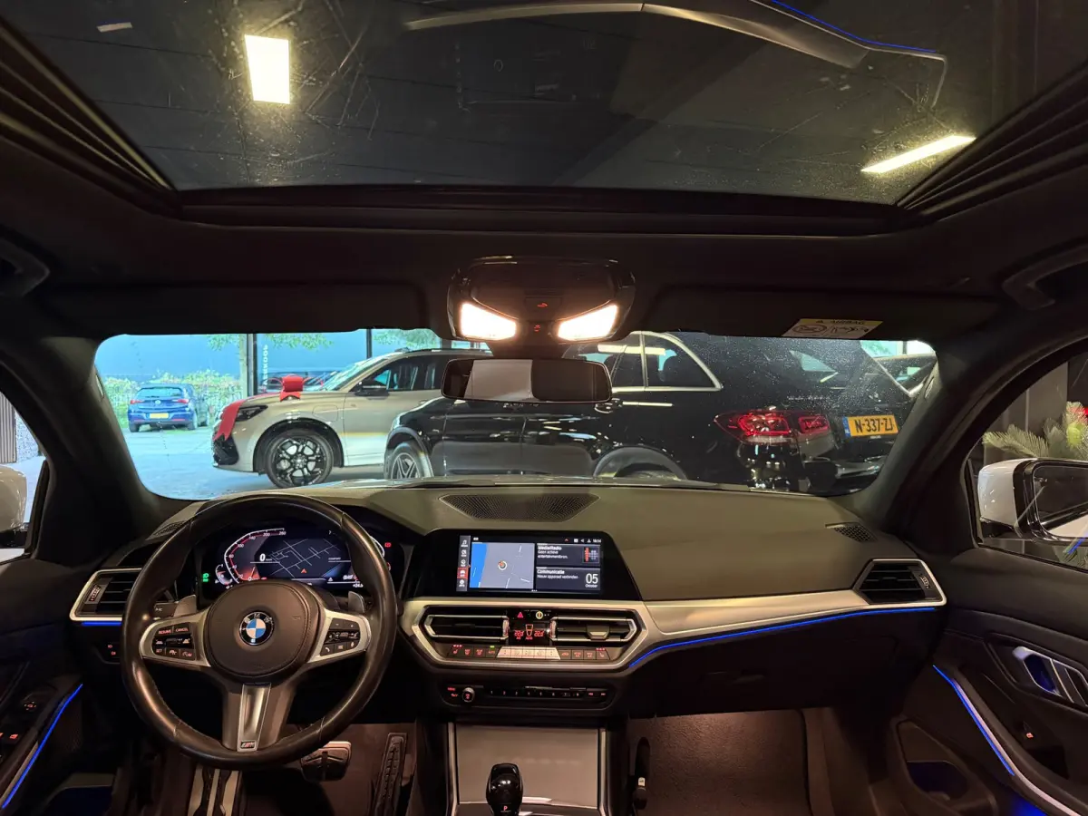320i High Executive|M Pakket|PANO|BOMVOL!