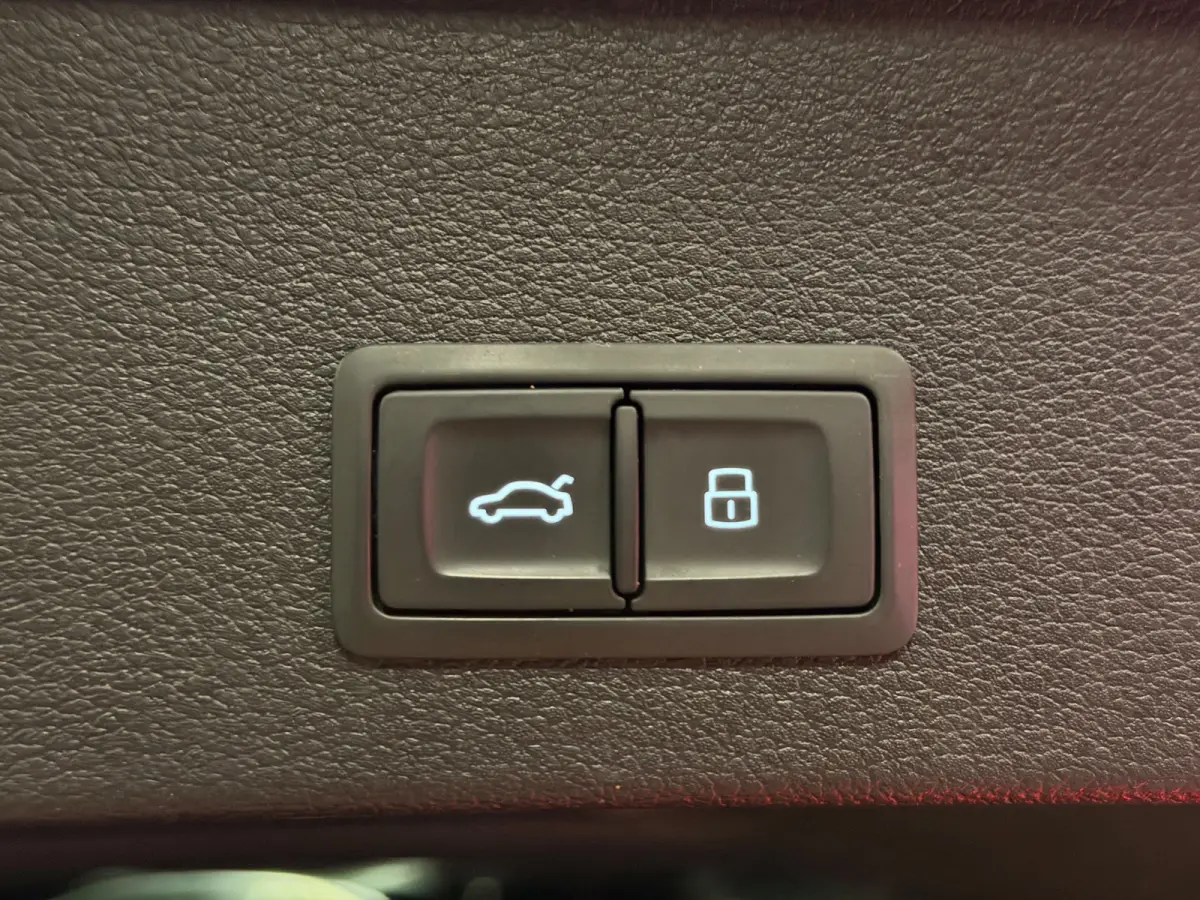 35 TFSI 3X S-Line|PANO|SFEER|KEYLESS|FULL OPTIONS