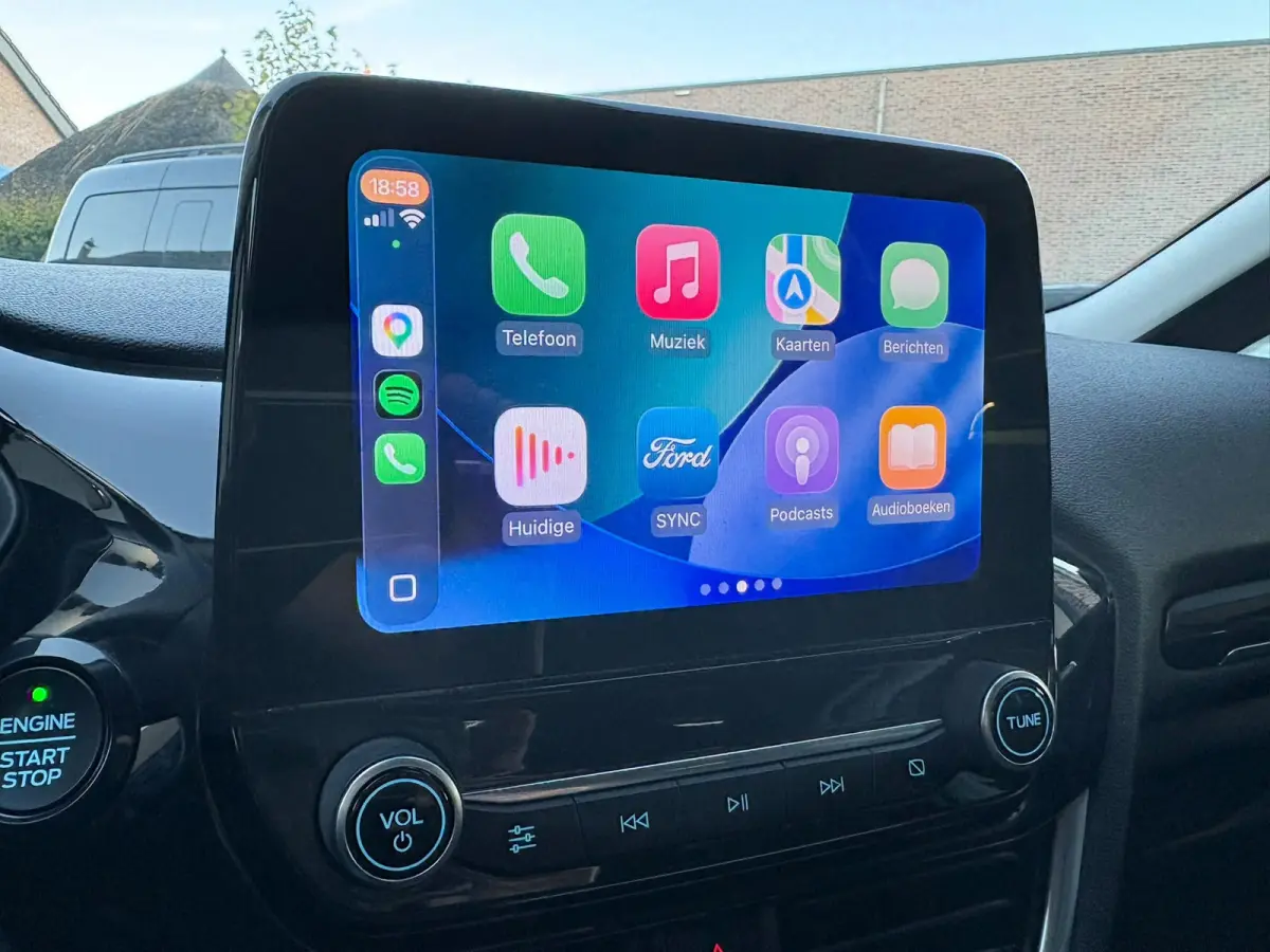1.0 EcoBoost Titanium X Carplay,Clima,VW.stoelen,Garantie
