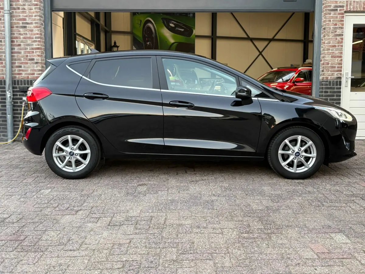 1.0 EcoBoost Titanium X Carplay,Clima,VW.stoelen,Garantie