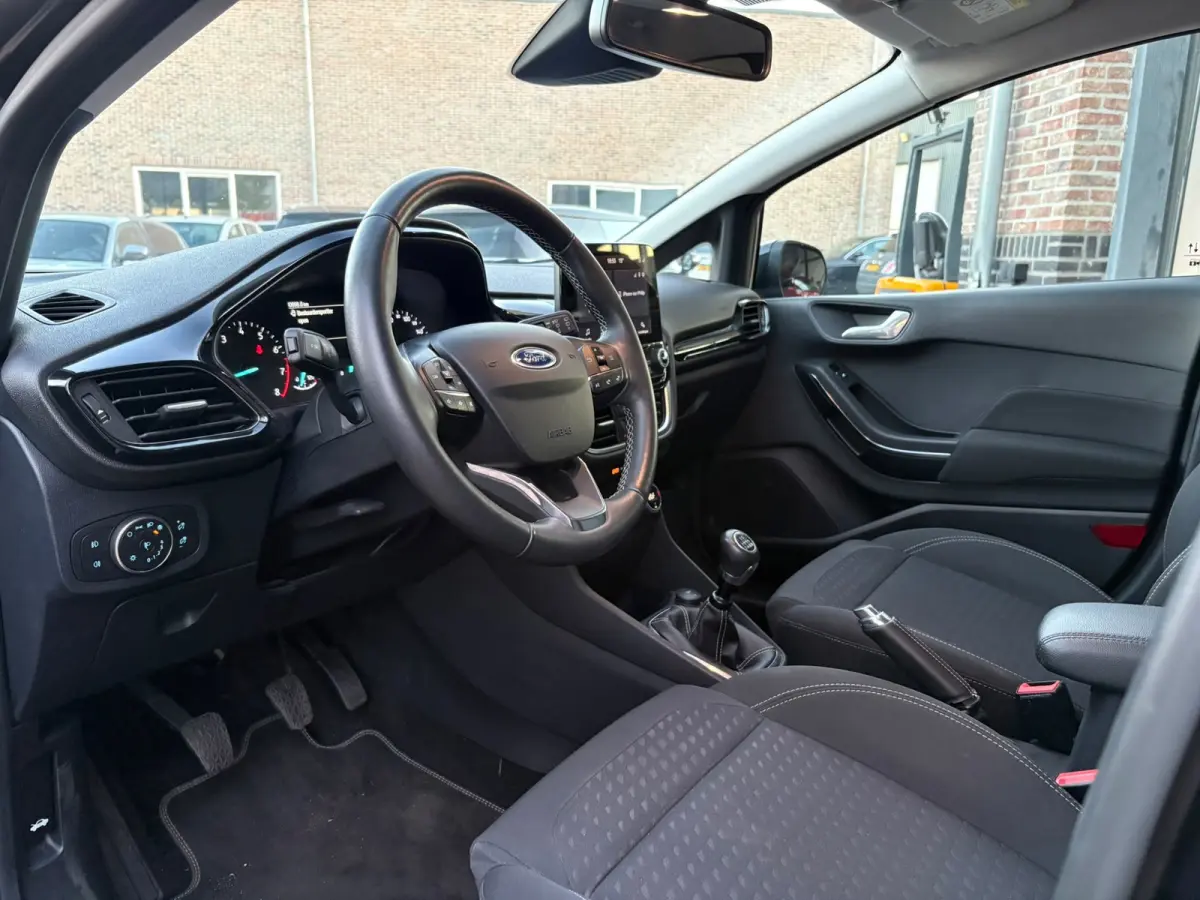 1.0 EcoBoost Titanium X Carplay,Clima,VW.stoelen,Garantie