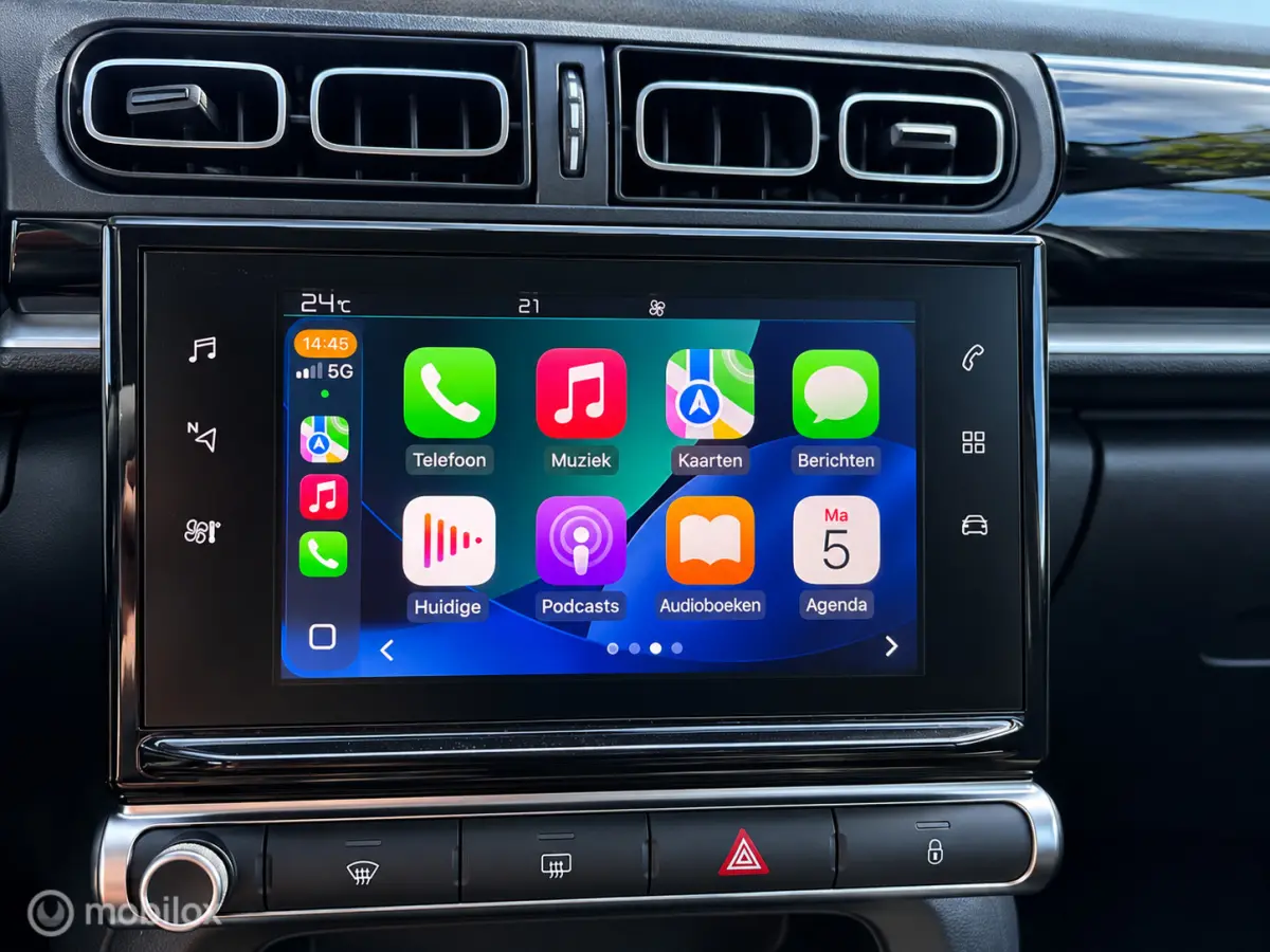1.2 PureTech Live Apple carplay Camera