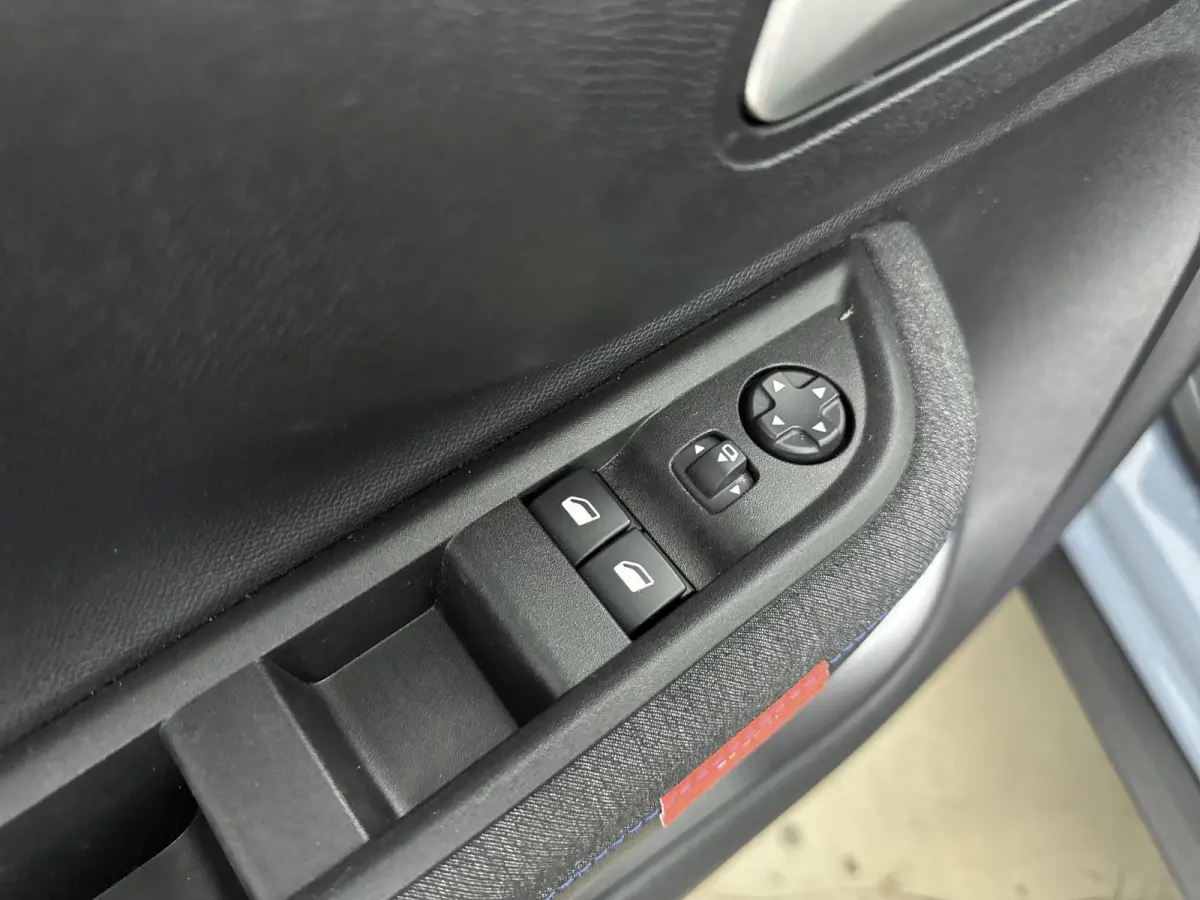 1.2 100pk PLUS | 1ste eigenaar | Two Tone | Multimedia Scherm | Apple Carplay/Android Auto |