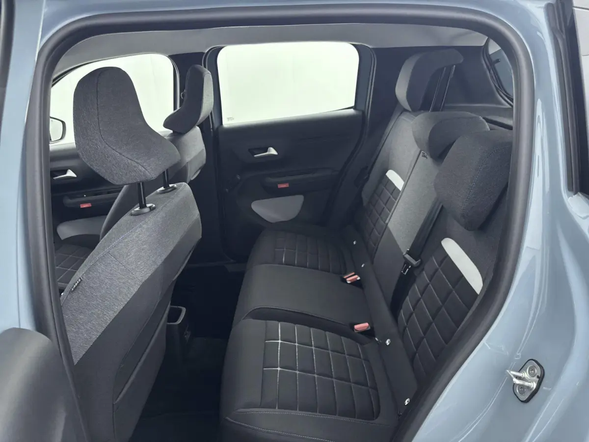 1.2 100pk PLUS | 1ste eigenaar | Two Tone | Multimedia Scherm | Apple Carplay/Android Auto |