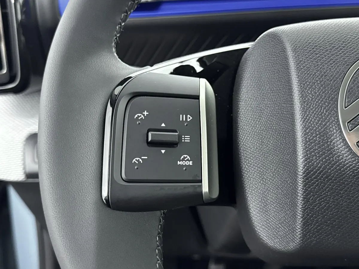1.2 100pk PLUS | 1ste eigenaar | Two Tone | Multimedia Scherm | Apple Carplay/Android Auto |