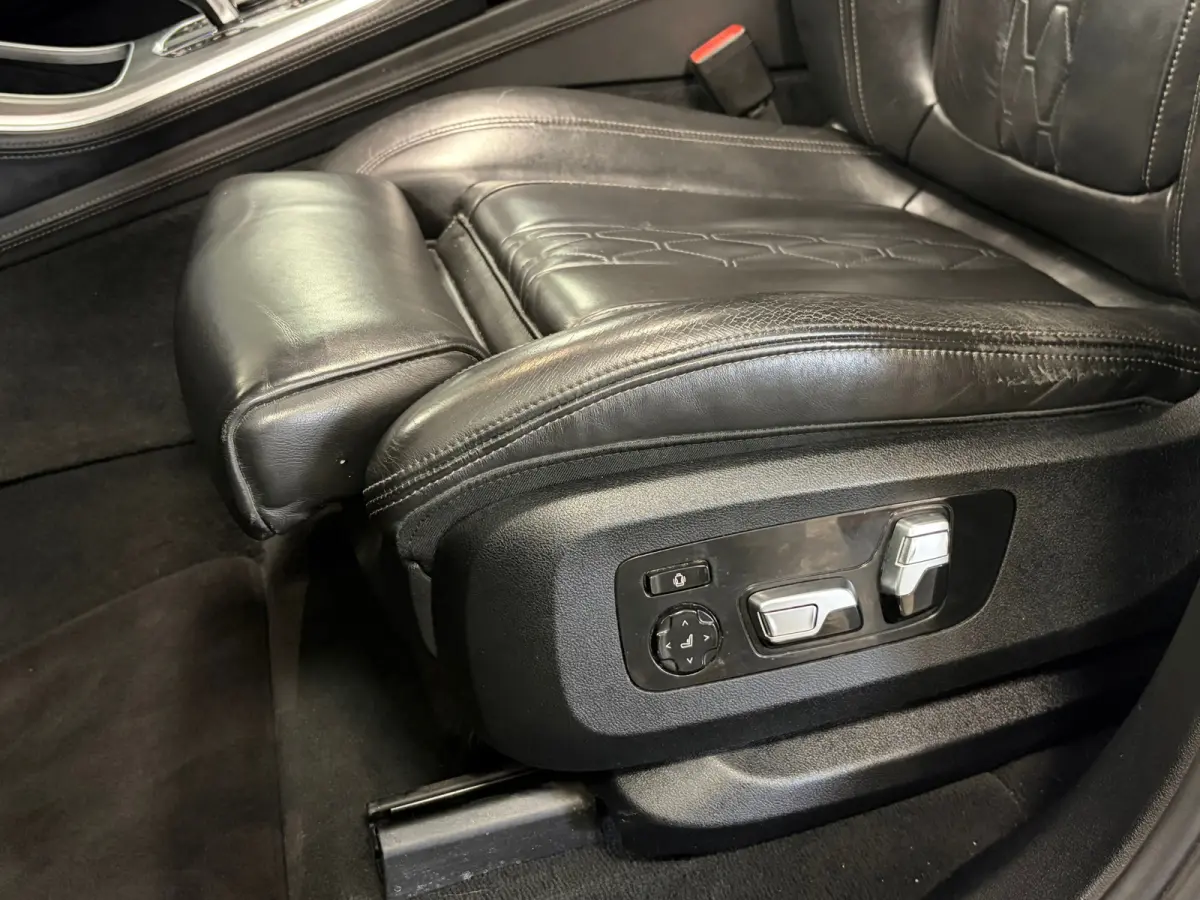 XDrive45e Executive*M-pakket*Pano*Head-up*Luchtvering*Electr-Klep*Led*Leder*
