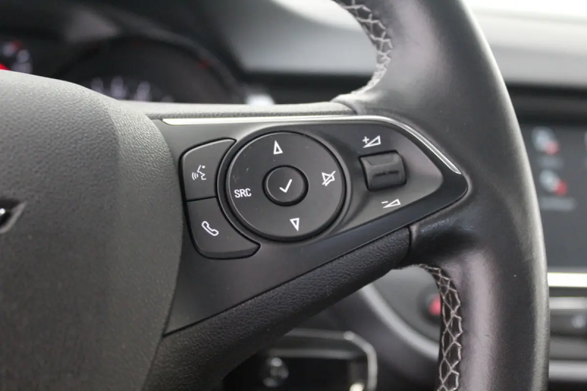 1.2 Turbo Edition 2020 111PK, 18.000KM | RIJKLAAR | CARPLAY | AIRCO | CRUISE CONTROLE | PARKEERSENSOREN V+A