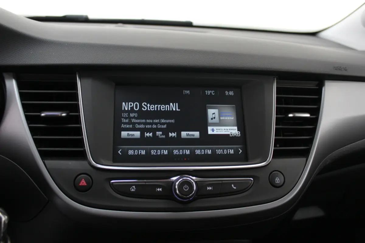 1.2 Turbo Edition 2020 111PK, 18.000KM | RIJKLAAR | CARPLAY | AIRCO | CRUISE CONTROLE | PARKEERSENSOREN V+A