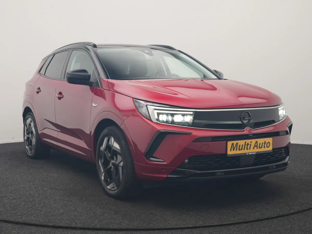 Turbo 4x4 GS PHEV 300pk Dealer O.H | SOH 97,7% | Trekhaak Afn. | Adaptive Cruise | 360 Camera | Lederen Sportstoelen Memory & Ventilatie | Stoelen & Stuur Verwarmd | Keyless | Apple Carplay 
