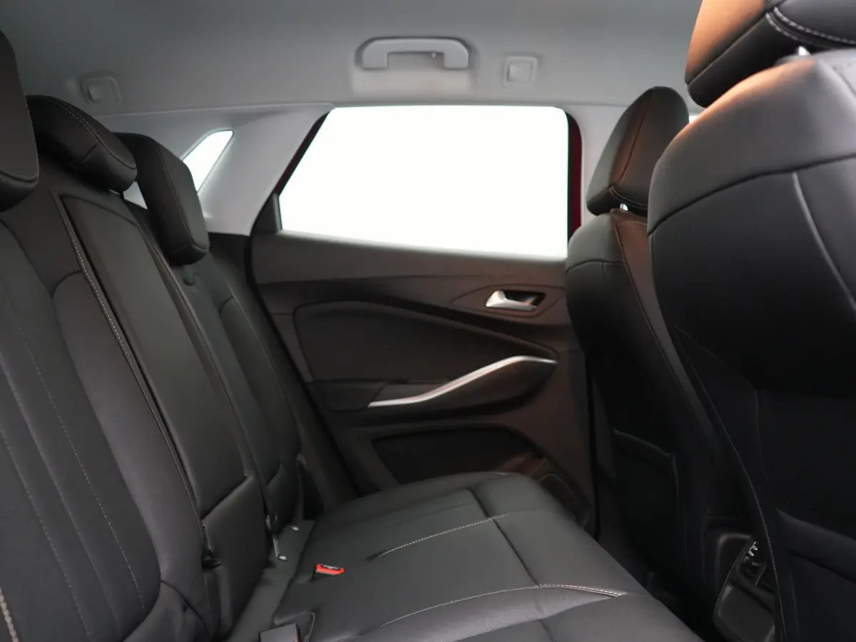 Turbo 4x4 GSe PHEV 300pk Dealer O.H | SOH 97,7% | Trekhaak Afn. | Adaptive Cruise | 360 Camera | Lederen Sportstoelen Memory & Ventilatie | Stoelen & Stuur Verwarmd | Keyless | Apple Carplay