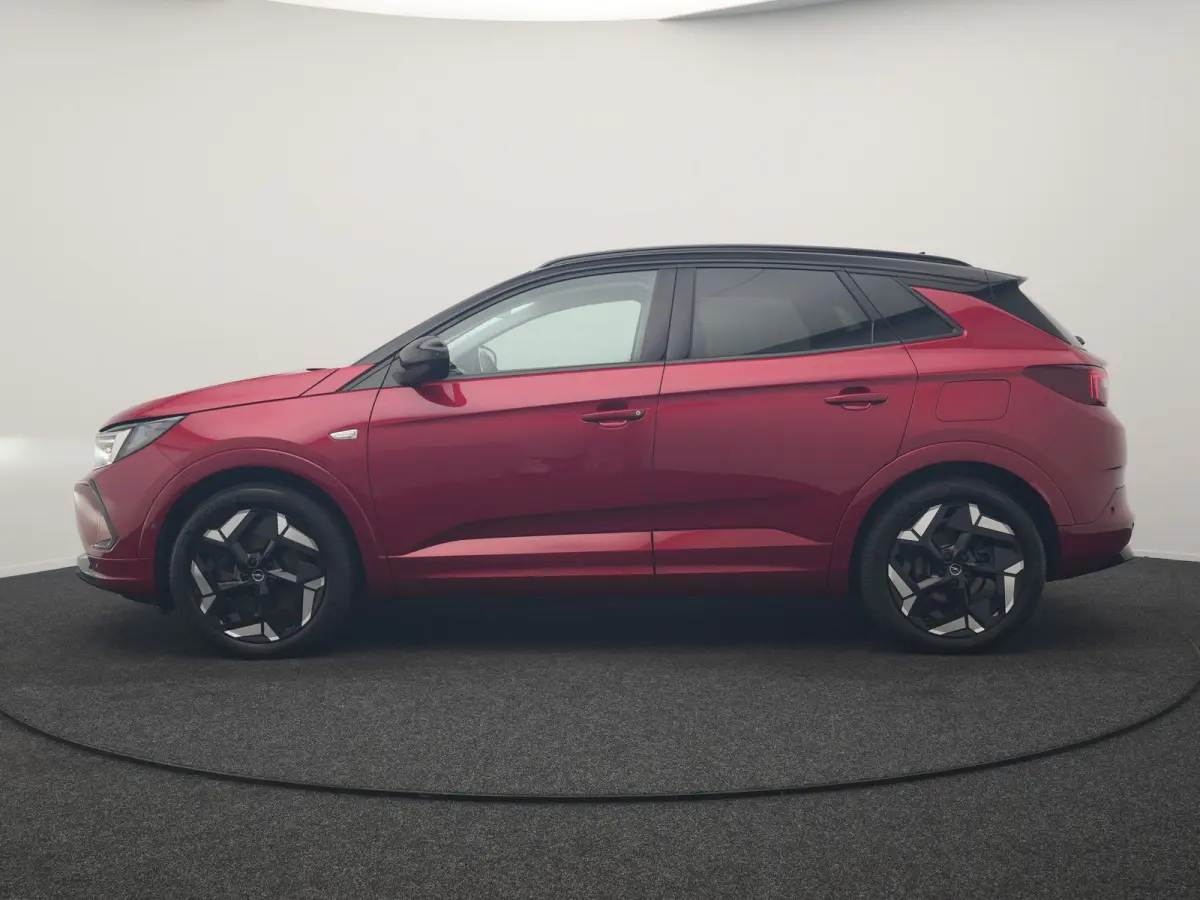 Turbo 4x4 GSe PHEV 300pk Dealer O.H | SOH 97,7% | Trekhaak Afn. | Adaptive Cruise | 360 Camera | Lederen Sportstoelen Memory & Ventilatie | Stoelen & Stuur Verwarmd | Keyless | Apple Carplay