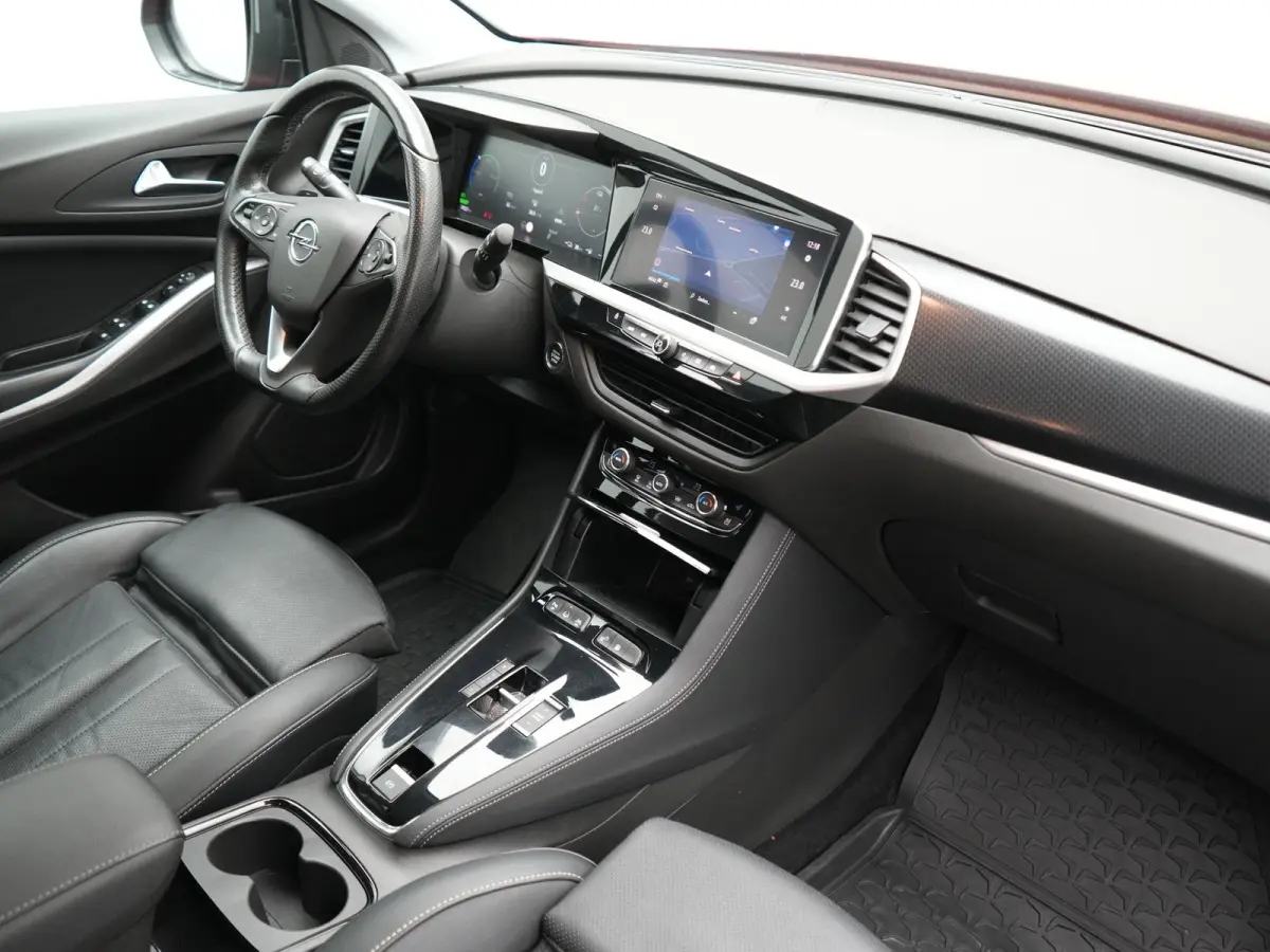 Turbo 4x4 GSe PHEV 300pk Dealer O.H | SOH 97,7% | Trekhaak Afn. | Adaptive Cruise | 360 Camera | Lederen Sportstoelen Memory & Ventilatie | Stoelen & Stuur Verwarmd | Keyless | Apple Carplay